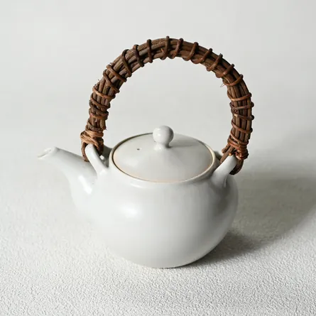 Shigaraki White Dobin