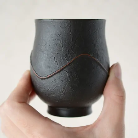 Kuro Yōhen Nami Shumon Tea Set