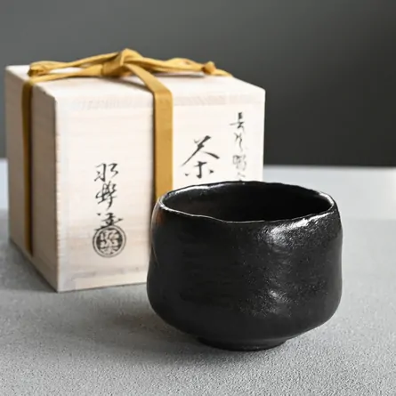 Kuro Raku Kasshiki
