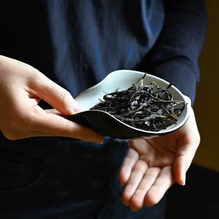 Kuro Chaka Large