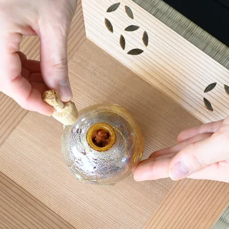 Glass Furidashi Marugata Ginsai Kaimon