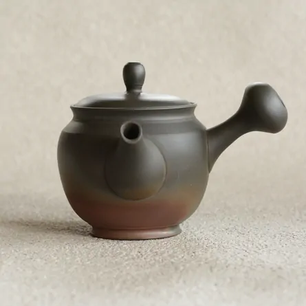 Kōshi Hiyōhen Kōdai Tsubogata Kyusu