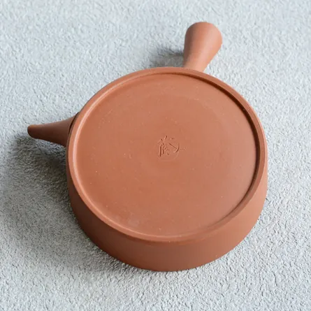 Junzō Shudei Hiragata Kittate Kyusu