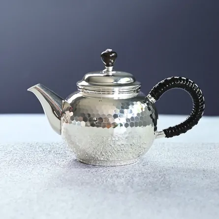 Silver Tsuchime Kokudan Tsumami Ushirode Kyusu 