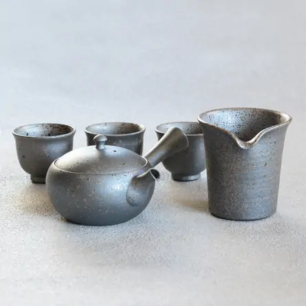Tokuta Haiyu Teaset