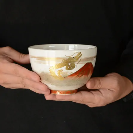 Chawan Zenkō Hakuryū Akafuji ni Noboriryū 