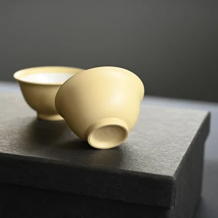 Takasuke Ivory Tea Set