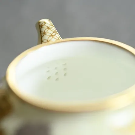 Platinum Morikin Budouzu Shirochibumon Teaset
