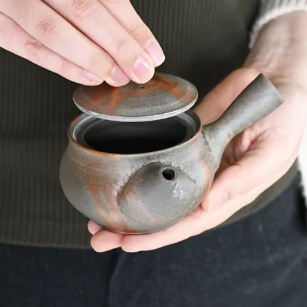Jin Tanka Hidasuki Kyusu