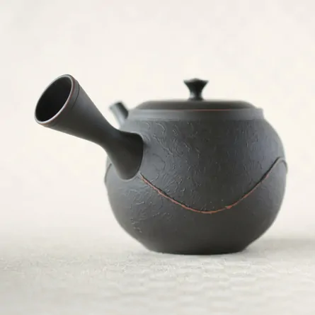 Kuro Yōhen Nami Shumon Kyusu