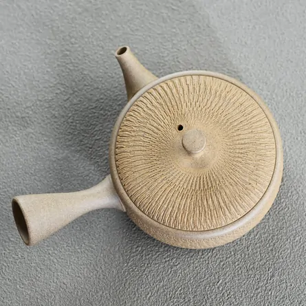 Gyokkō Yakishime Hiragata Biri Kyusu
