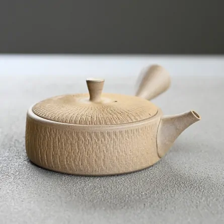 Gyokkō Yakishime Hiragata Biri Kyusu
