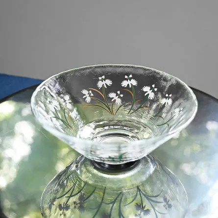 Glass Hira Chawan Sagigusa