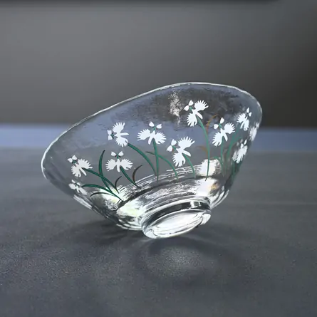 Glass Hira Chawan Sagigusa