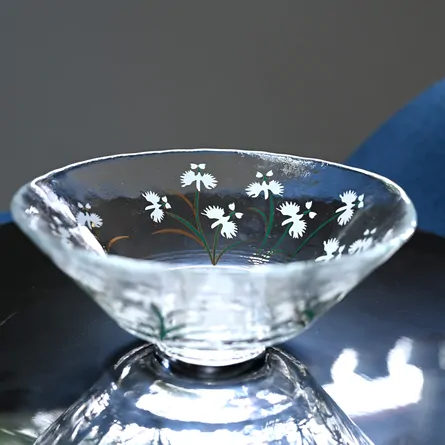 Glass Hira Chawan Sagigusa