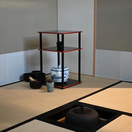 Kasuke Hakuji Mizusashi Sometsuke Taikodō Karakoashi