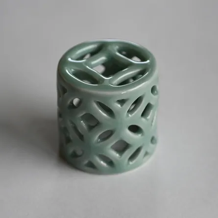 Celadon Futaoki Sipposukashi
