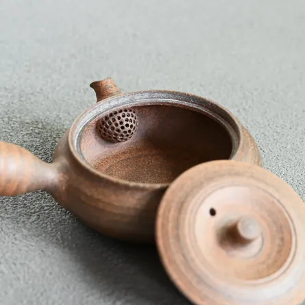 Kohokujo Yakishime Hiragata Kyusu Small