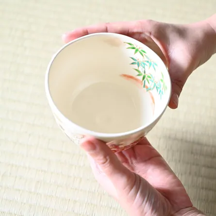 Chawan Ninsei Shōchikubai ni Tsuru
