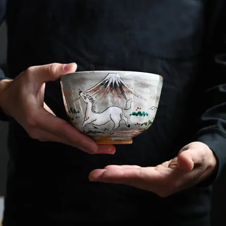 Chawan Haiyū Kakewake Hakuba ni Fujisane