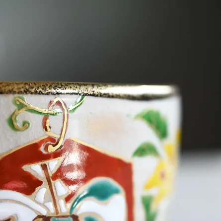 Chawan Kenzan Uchiguro Karahana ni Hakuba