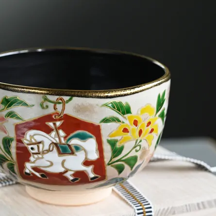 Chawan Kenzan Uchiguro Karahana ni Hakuba