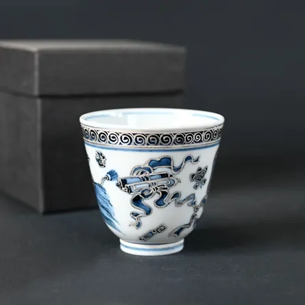 Kutani Sometsuke Ginsai Takarazukushi Senchawan