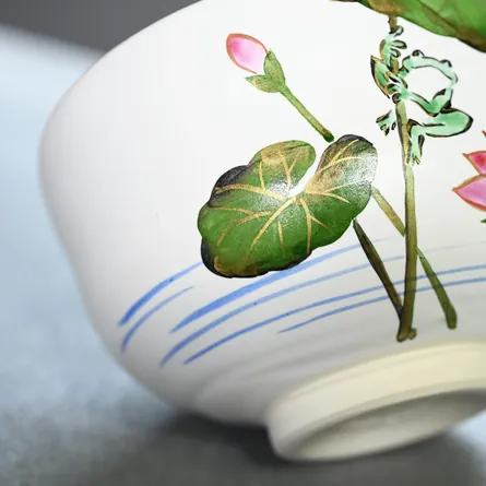 Chawan Haiyū Suiren ni Kaeru