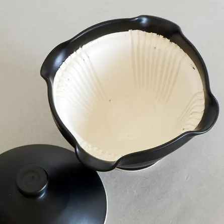 Shikō - Shihō Shiboridashi Kuro